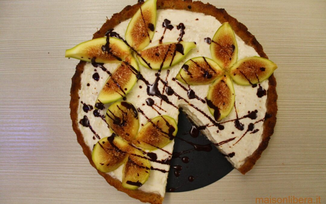 Crostata ricotta di mandorle e fichi