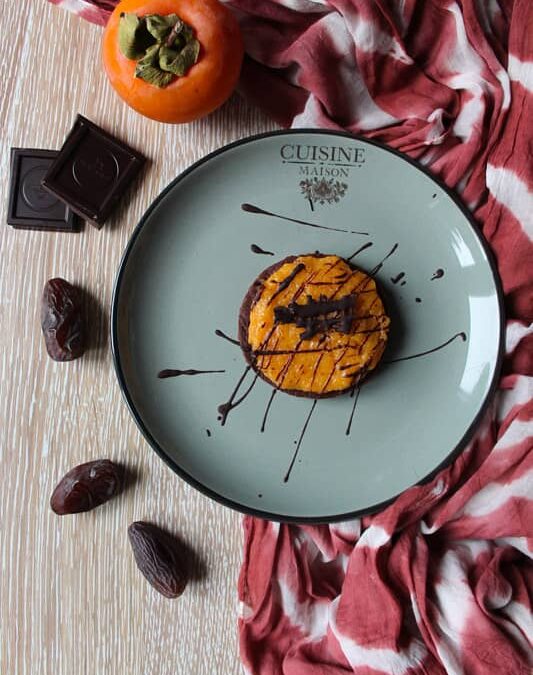 Crostata con composta di cachi e cioccolato fondente