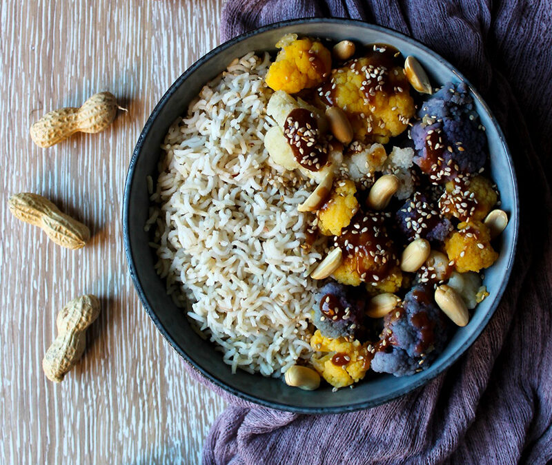Riso basmati e cavolfiori colorati in salsa agrodolce