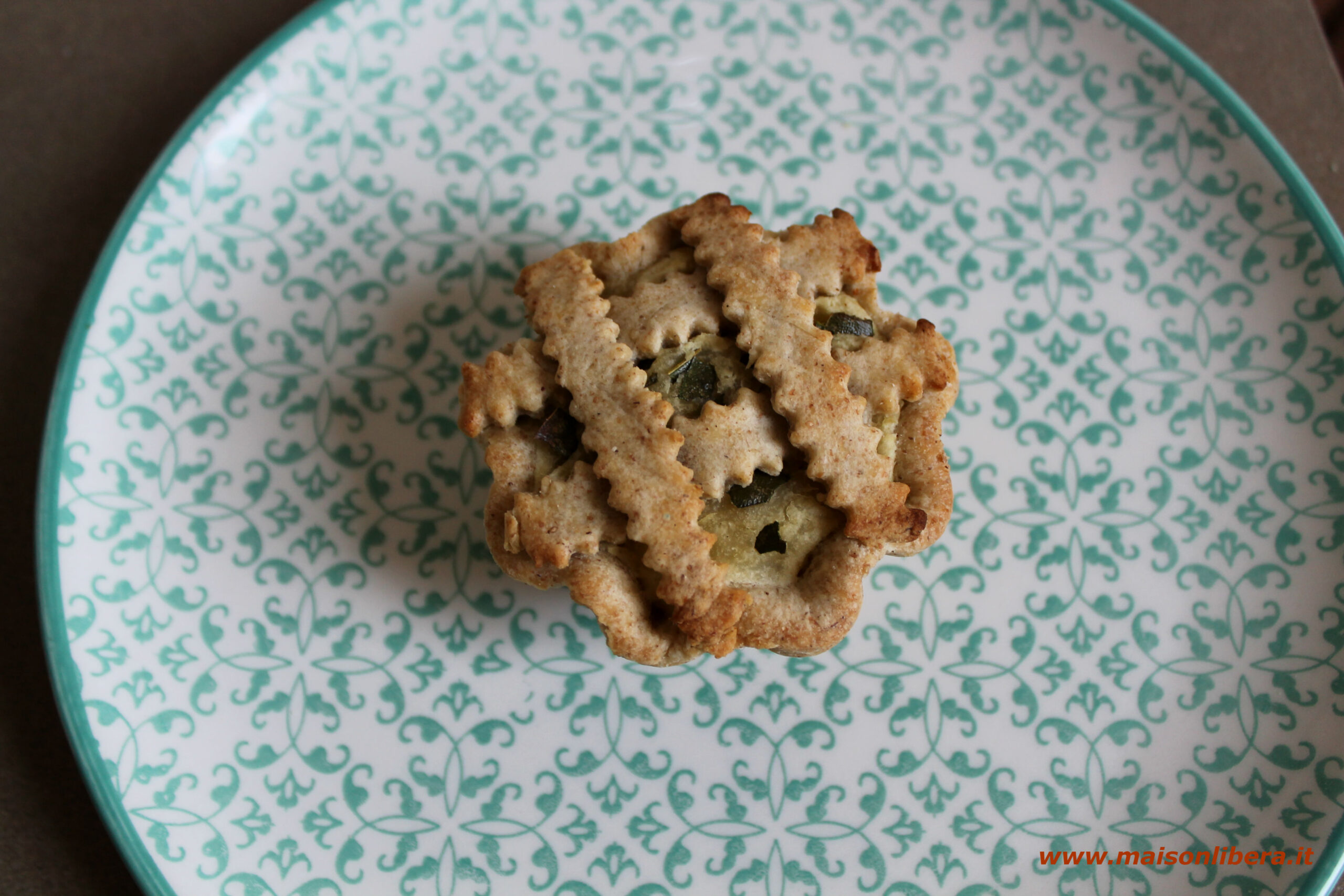 Cestini di brisee e purea di fave bianche