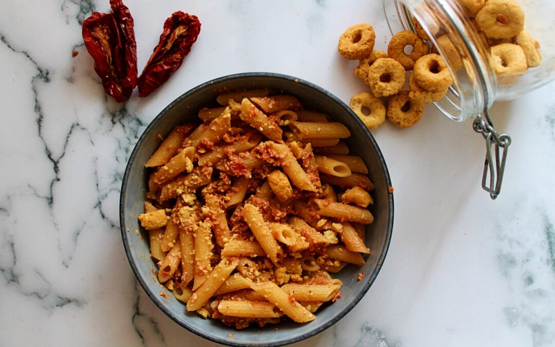 Pesto di pomodori secchi e taralli