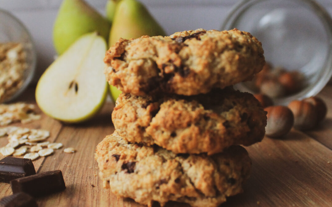Biscotti senza glutine con pere nocciole e cioccolato
