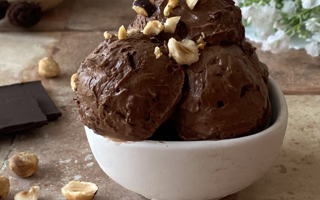 Gelato Vegano Crema di Nocciole e Cioccolato Senza Zucchero