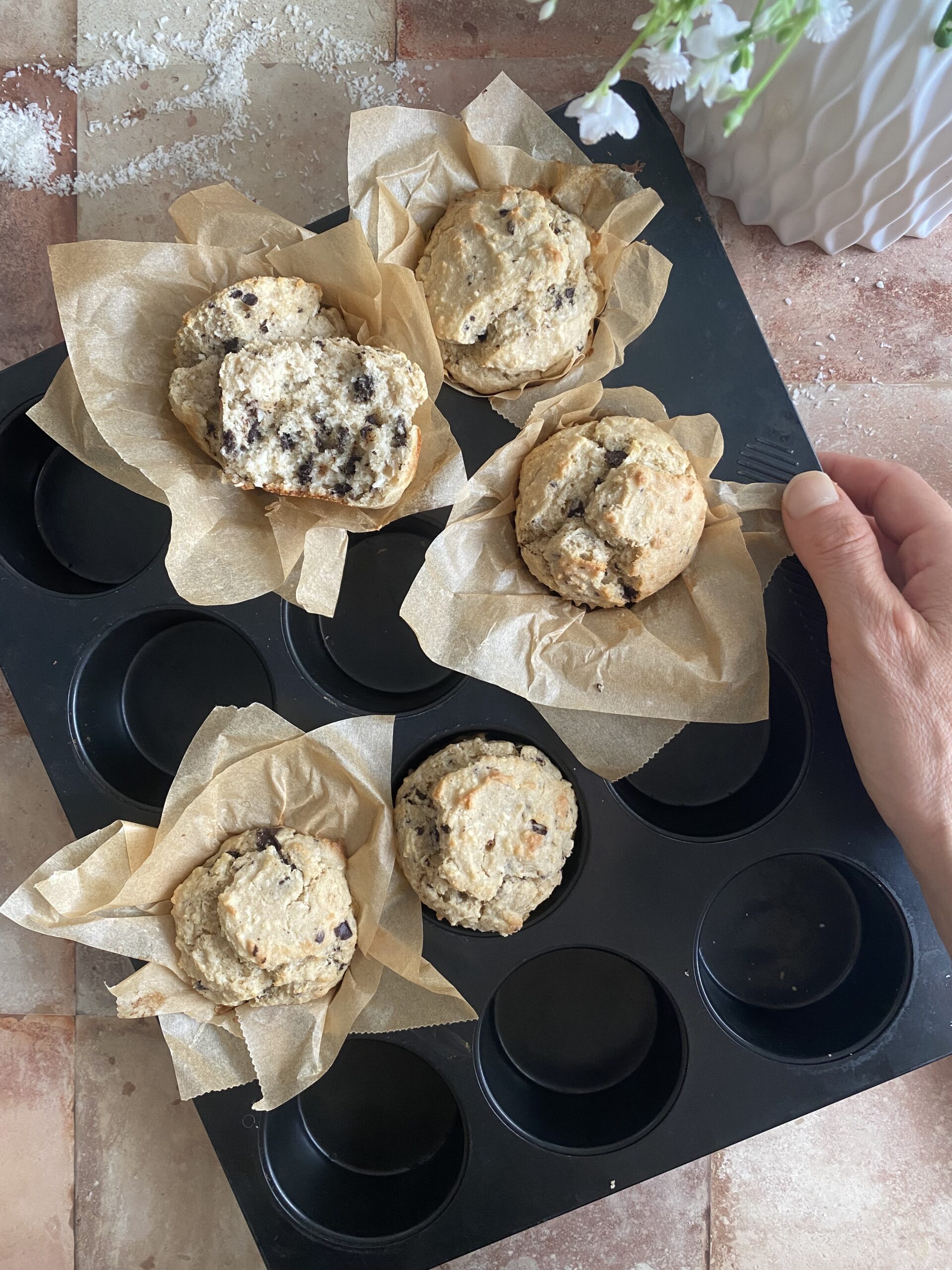 Muffin al cocco vegani senza zucchero raffinato e senza glutine